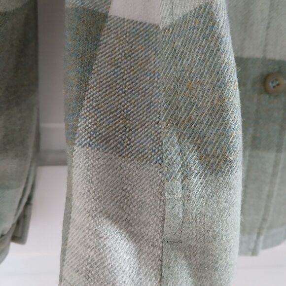 Girl's Vintage 1970's Young Pendleton Plaid 100% Wool Jacket Button-Up Shirt - Picture 9 of 9